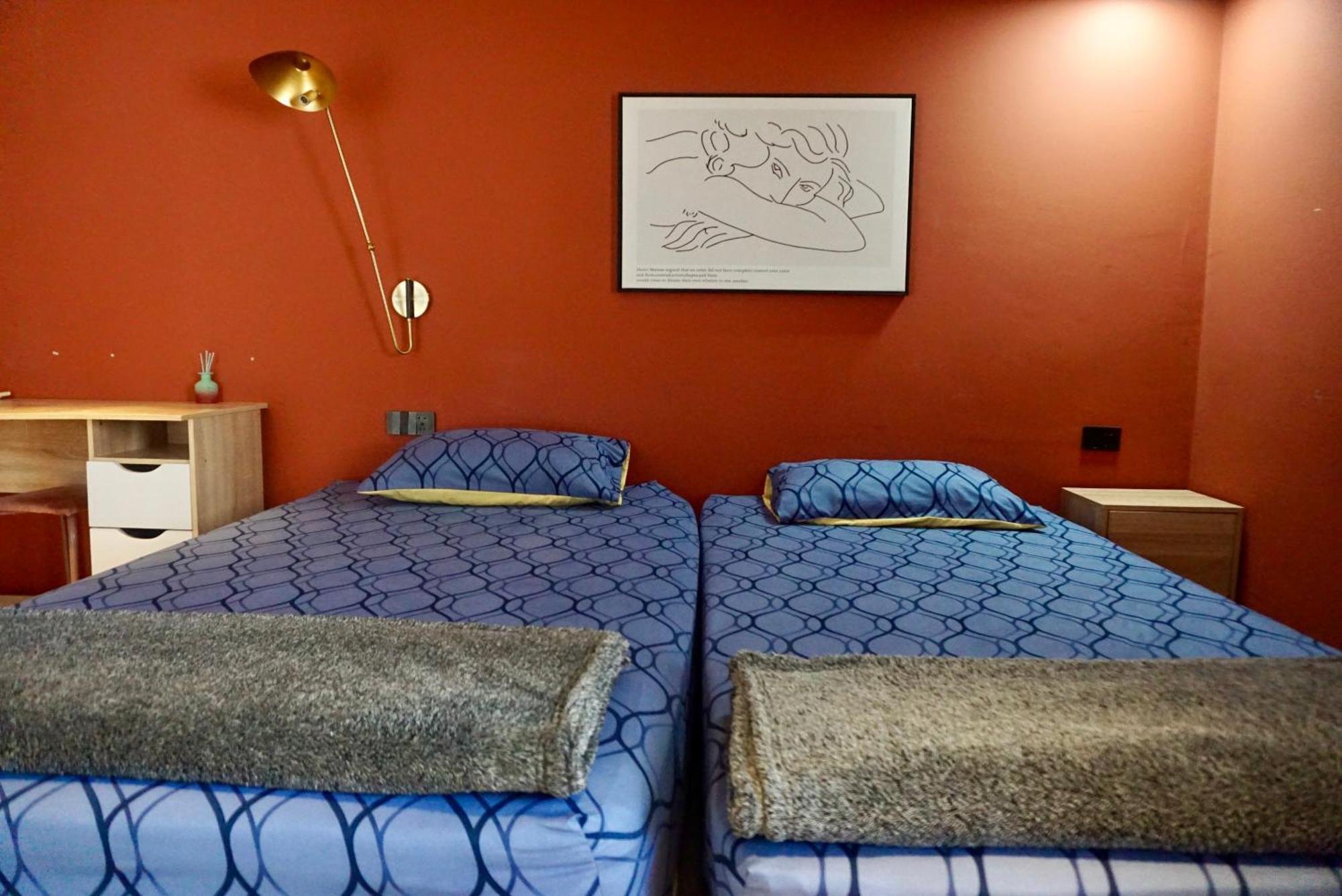 Silom Soi 3 Hash Apartment Hip And Funky With Rooftop View Bangkok Exteriör bild